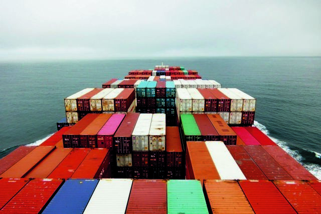 Επίναυλος στις γραμμές από Ασία και ΗΠΑ για Ευρώπη