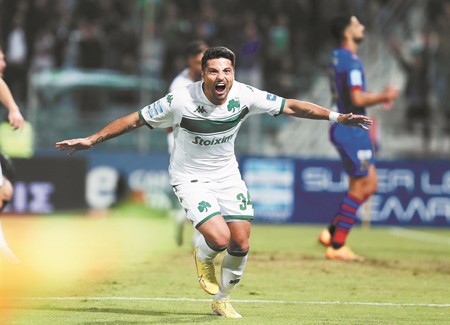 Φόρεσε ξανά τη… στολή εκστρατείας