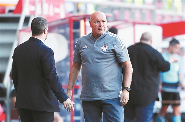 Γύρισε σελίδα με Ανιγκό