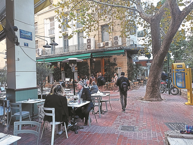 Πιάτσα ναρκωτικών έγινε και η Κλαυθμώνος