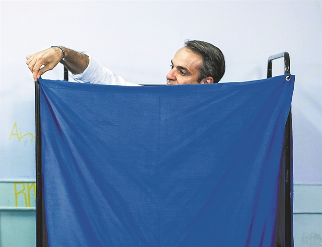 Νέα Δημοκρατία: 3+1 δρόμοι για την αυτοδυναμία