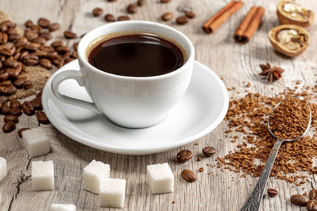 Στα ύψη η τιμή της ζάχαρης, πικρός καφές για τους Ευρωπαίους