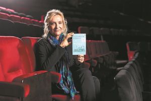 Διαβάζοντας τους 6 του Μπούκερ