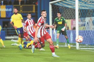 Εννέα Ερυθρόλευκοι των ακαδημιών σε άλλες ομάδες