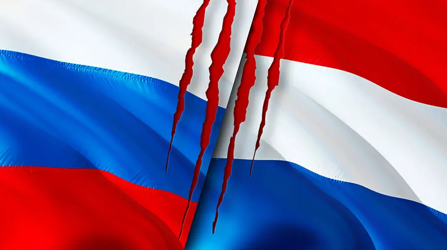 Η Μόσχα κατηγορεί την Ολλανδία για απόπειρα στρατολόγησης Ρώσων διπλωματών