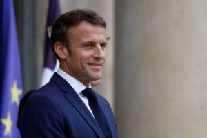 Μακρόν: Μία ειρήνη υπάρχει στην Ουκρανία