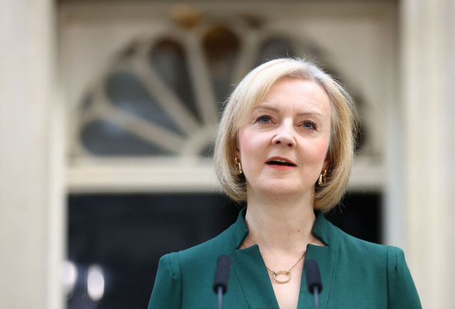 Λιζ Τρας: Ερχονται καλύτερες μέρες για τη Βρετανία – Οι ευχές της στον Ρίσι Σούνακ