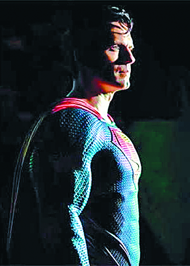 Ο Χένρι Κάβιλ επιστρέφει ως Σούπερμαν