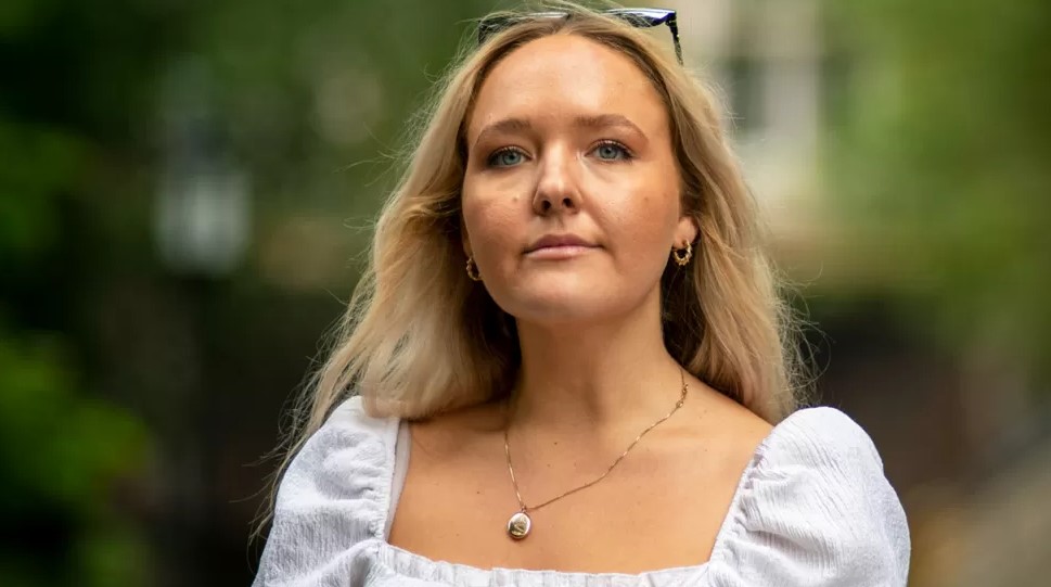 Βρετανία: Γυναίκα βρέθηκε σε ψεύτικο πορνό βίντεο