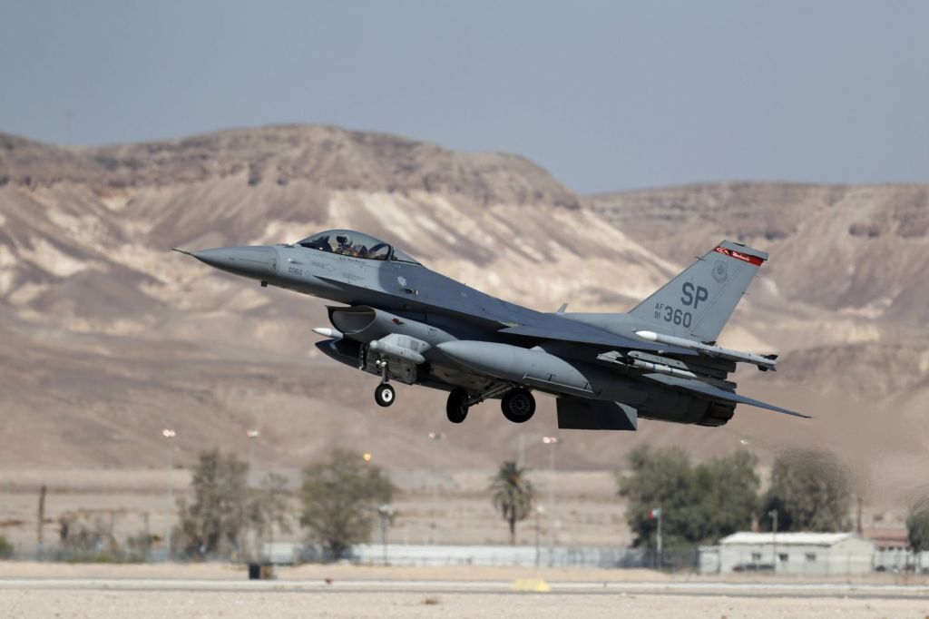 Η Γερουσία των ΗΠΑ κατήργησε τους περιορισμούς για την πώληση των F-16