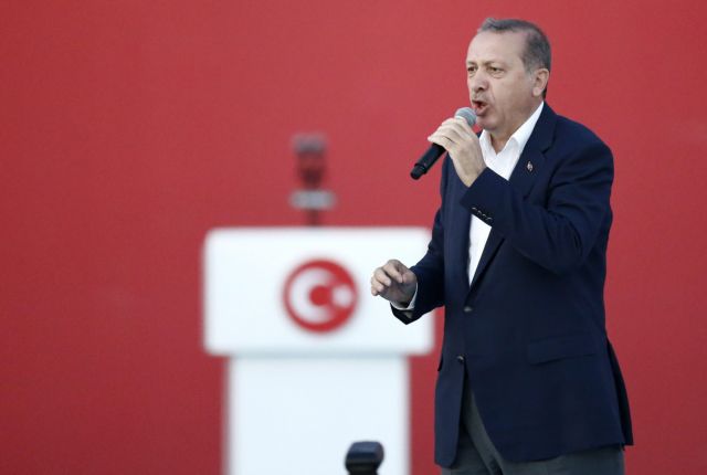 Ο Ερντογάν καλεί σε διάλογο «με βάση το Διεθνές Δίκαιο»