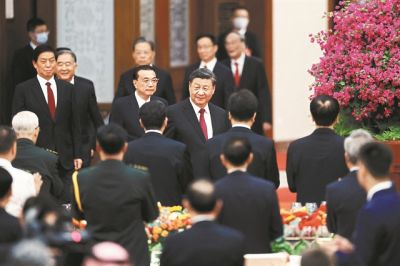 Απαντούν με εκροές κεφαλαίων στην πολιτική του Σι Τζινπίνγκ