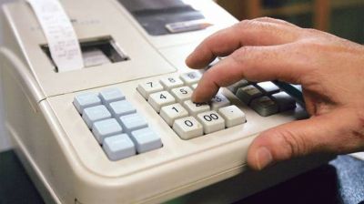 Χτυπάει «καμπάνα» προστίμων και λουκέτων για 171.000 επιχειρήσεις