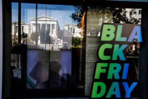 Πότε «πέφτει» φέτος η Black Friday