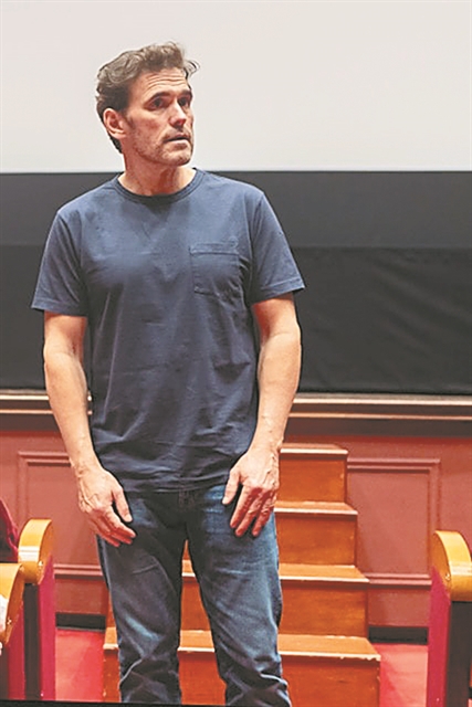 Ο ΜΑΤ ΝΤΙΛΟΝ ΣΕ ΠΗΛΙΟ ΚΑΙ ΘΕΣΣΑΛΟΝΙΚΗ