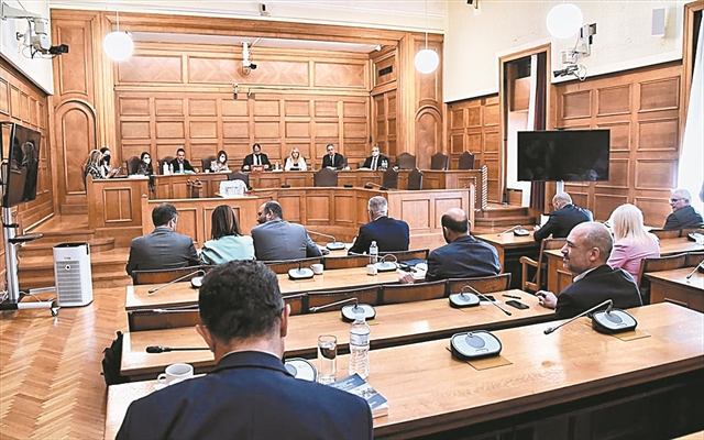 Βάζουν την ΕΥΠ στο (νομοθετικό) μίξερ