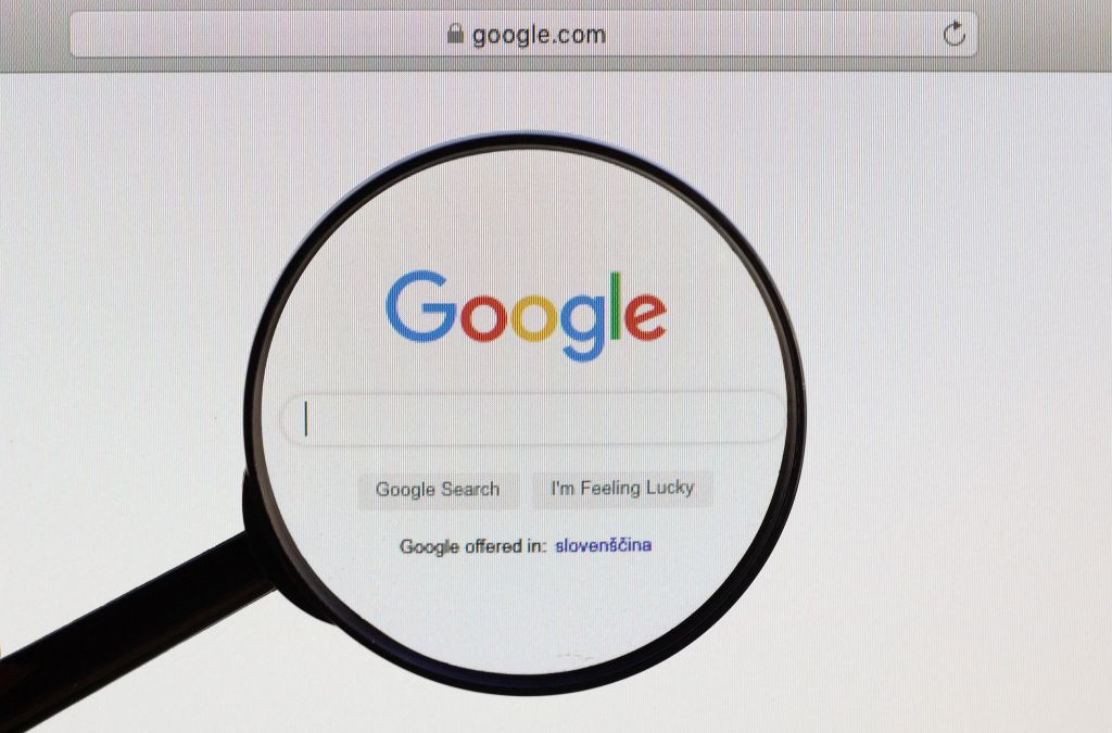 Πώς μάς παρακολουθεί η Google – Πώς να το σταματήσετε