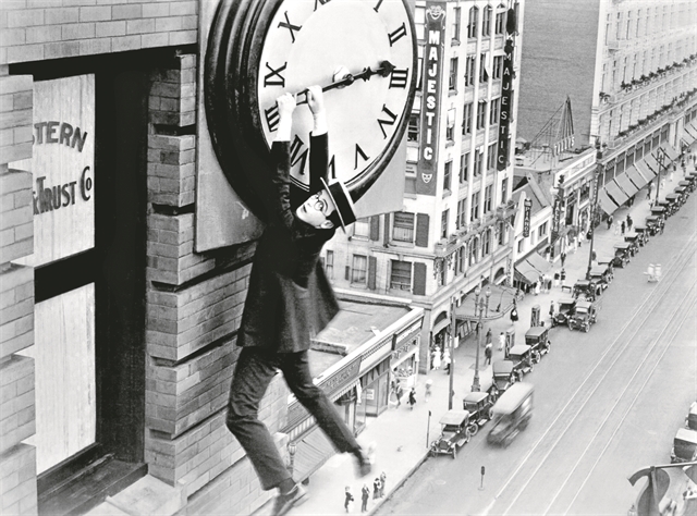 Ο χρόνος προς τα πίσω