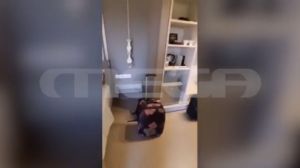 Στα άδυτα των δωματίων του «ματάκια» ξενοδόχου