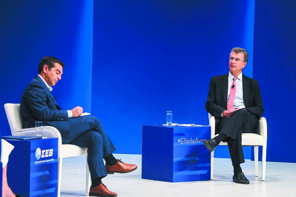 Και με τον ντελιβερά και με τον ιδιοκτήτη της πιτσαρίας