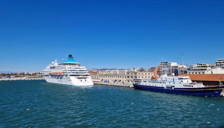 Λιμάνι Θεσσαλονίκης: Ταυτόχρονο homeporting για δύο κρουαζιερόπλοια | tanea.gr
