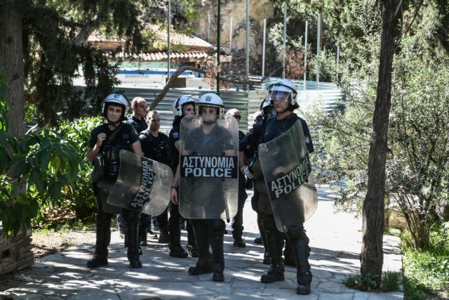 Ηλιόπουλος για Εξάρχεια: Η αστυνομική βαρβαρότητα έχει ξεφύγει από κάθε έλεγχο