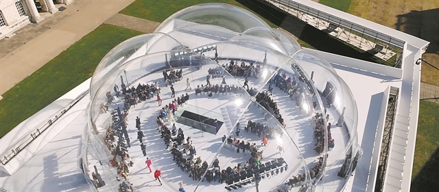 McQueen, Freud και βόλτες στα βόρεια προάστια