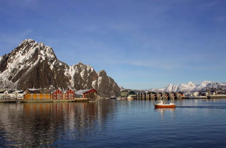 Η Νορβηγία περιορίζει την πρόσβαση στα ρωσικά αλιευτικά και θα εντείνει τους τελωνειακούς ελέγχους | tanea.gr