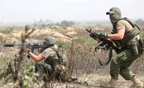 Ο επιτελάρχης του Ζελένσκι αποκλείει συμφωνία με τη Μόσχα όσο συνεχίζεται ο πόλεμος