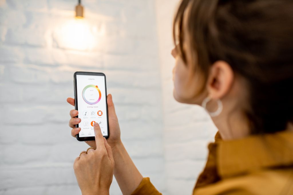 Εξοικονόμηση ενέργειας: Ώρα να… αλλάξεις τα φώτα