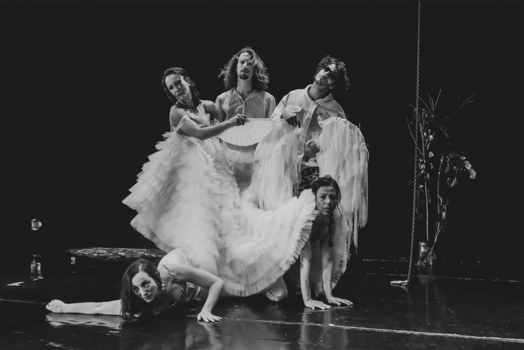 Η Χριστίνα Σουγιουλτζή χορεύει για μια «Ανταρσία των αγγέλων» στο «Titin»