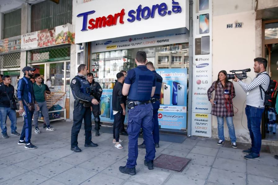 Θεσσαλονίκη: Στον εισαγγελέα οι δράστες που επιχείρησαν ληστεία με ομήρους σε κατάστημα