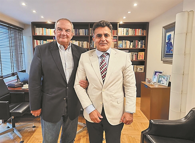 Μια νέα ποιητική φωνή στην πολιτική