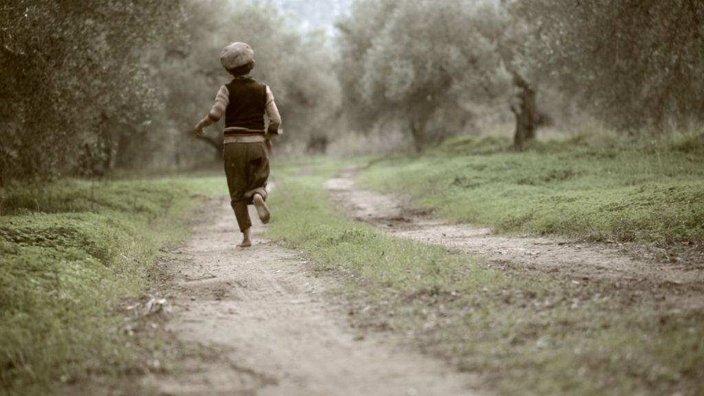 Κιβωτός του Κόσμου: Μέχρι ελιές έστελναν τα παιδιά να μαζέψουν στη Μυτιλήνη