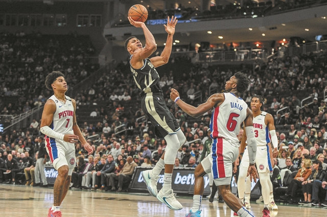 Χρυσάφι στα πόδια του