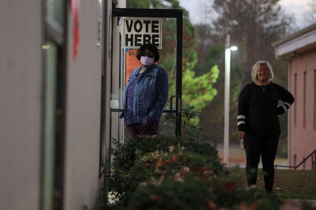 Πόλεμος στην Ουκρανία: Πώς οι αμερικανικές ενδιάμεσες εκλογές θα μπορούσαν να αλλάξουν τα πάντα