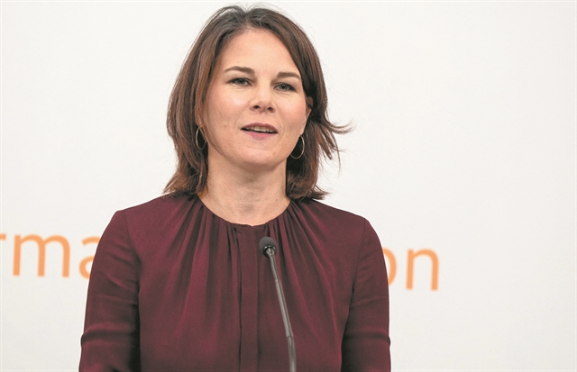 Αναθερμαίνονται και οι σχέσεις του Παρισιού με το Βερολίνο