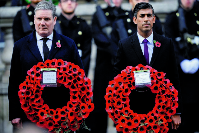 Οσο κατρακυλά ο Σούνακ, τόσο καλπάζει ο Στάρμερ
