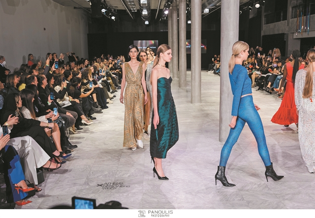 Λευκό, ροζ, γαλάζιο για το καλοκαίρι…