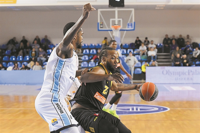 Ο Κολοσσός φρέναρε την ΑΕΚ