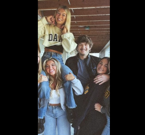 Μυστήριο με τη δολοφονία φοιτητών – Οι αρχές μιλούν για «έγκλημα πάθους», αλλά δεν λένε πώς πέθαναν