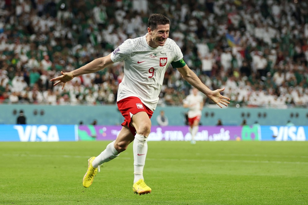 Πολωνία – Σαουδική Αραβία 2-0: Νίκη… μισή πρόκριση για τους Πολωνούς