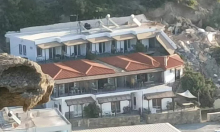 Από ασφυξία πέθανε η τουρίστρια που καταπλακώθηκε από βράχο στην Ιεράπετρα