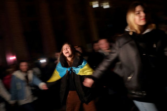 Ουκρανία: Τι σηματοδοτεί η «άτακτη» υποχώρηση των Ρώσων από τη Χερσώνα