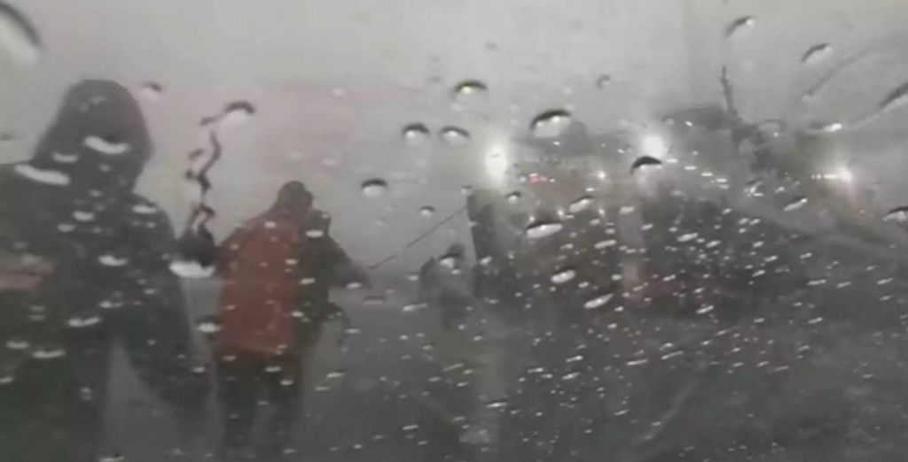 Πλημμύρες και διακοπές ρεύματος στις Κυκλάδες