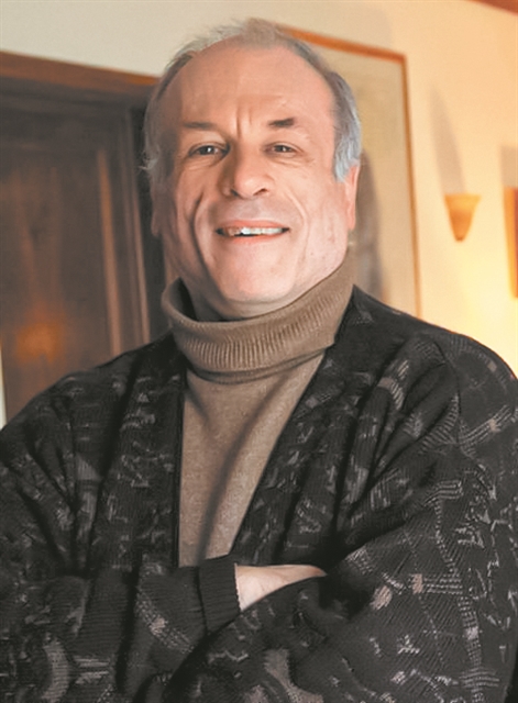 Ο Τάκης Σπετσιώτης για την ποίηση και το σινεμά