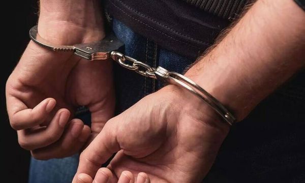Συνελήφθη 29χρονος για αποπλάνηση τριών 14χρονων μαθητριών