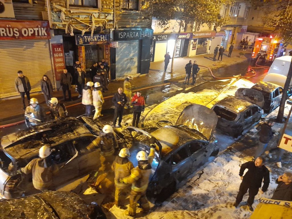 Απανωτές εκρήξεις στην Κωνσταντινούπολη