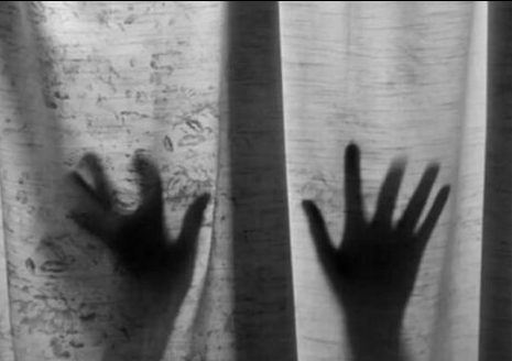 Πετράλωνα: Τα πάρτι οργίων που διοργάνωνε ο πατέρας με θύματα τα παιδιά του