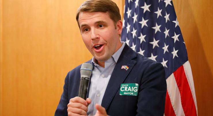 Εκλογές ΗΠΑ: Ο Κρις Πάππας κέρδισε την έδρα στο Νιου Χάμσαϊρ